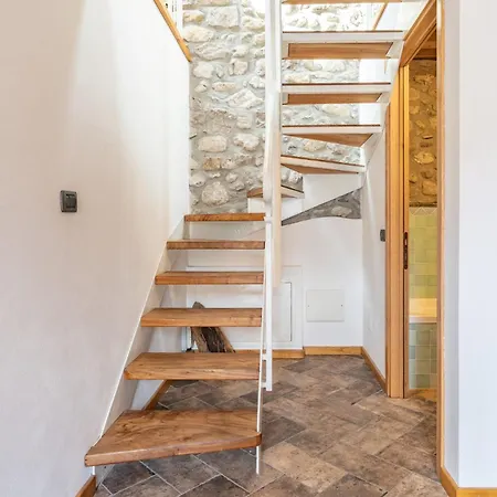 - Rustic Chic Retreat Feriehus Ballabio